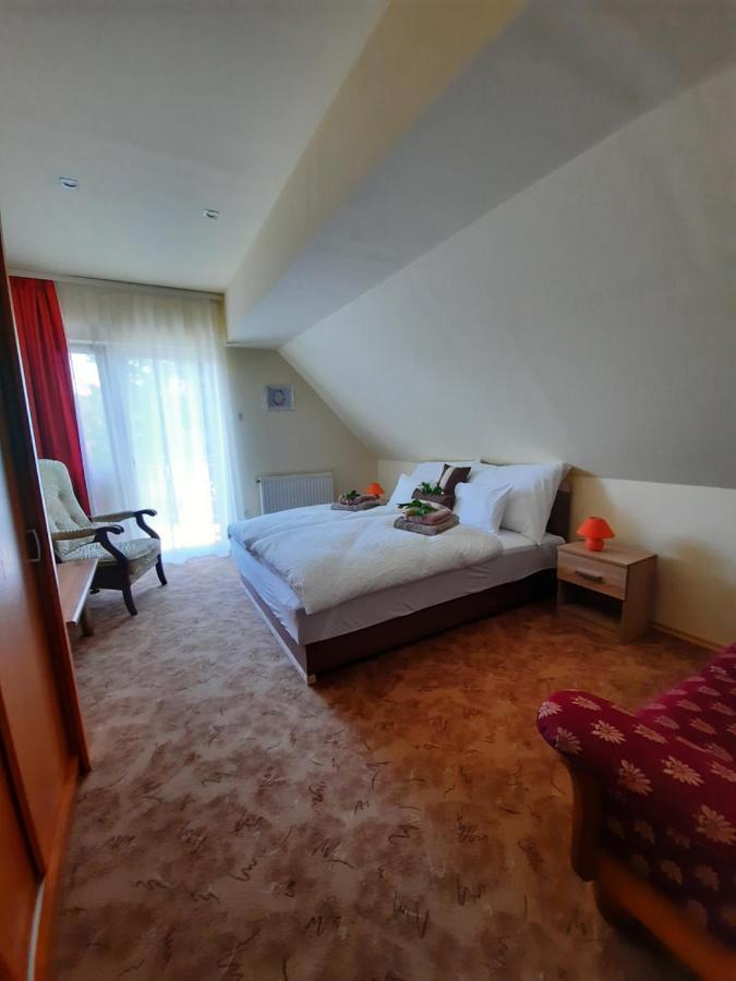 Harmónia Vendégház Balatonalmádi Exterior foto