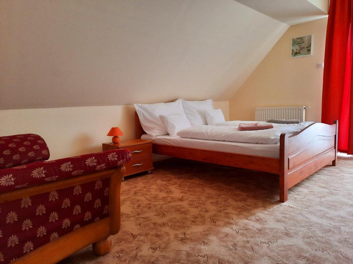 Harmónia Vendégház Balatonalmádi Exterior foto